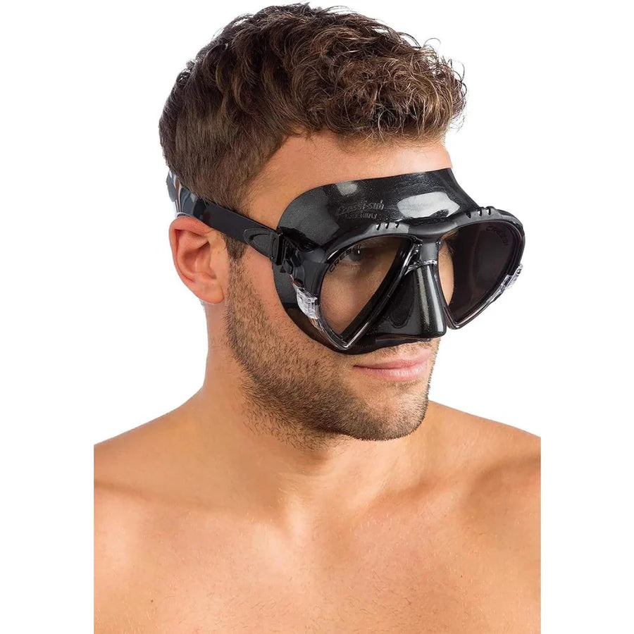 Cressi Matrix Dive Mask | Cressi Diving Gear Canada.