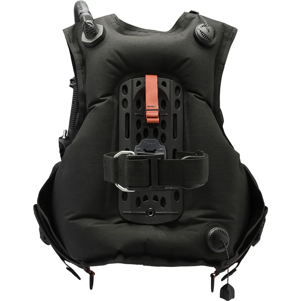 Cressi Start-ER Pro Scuba Package with Digi 2 | Cressi Diving Gear Canada.