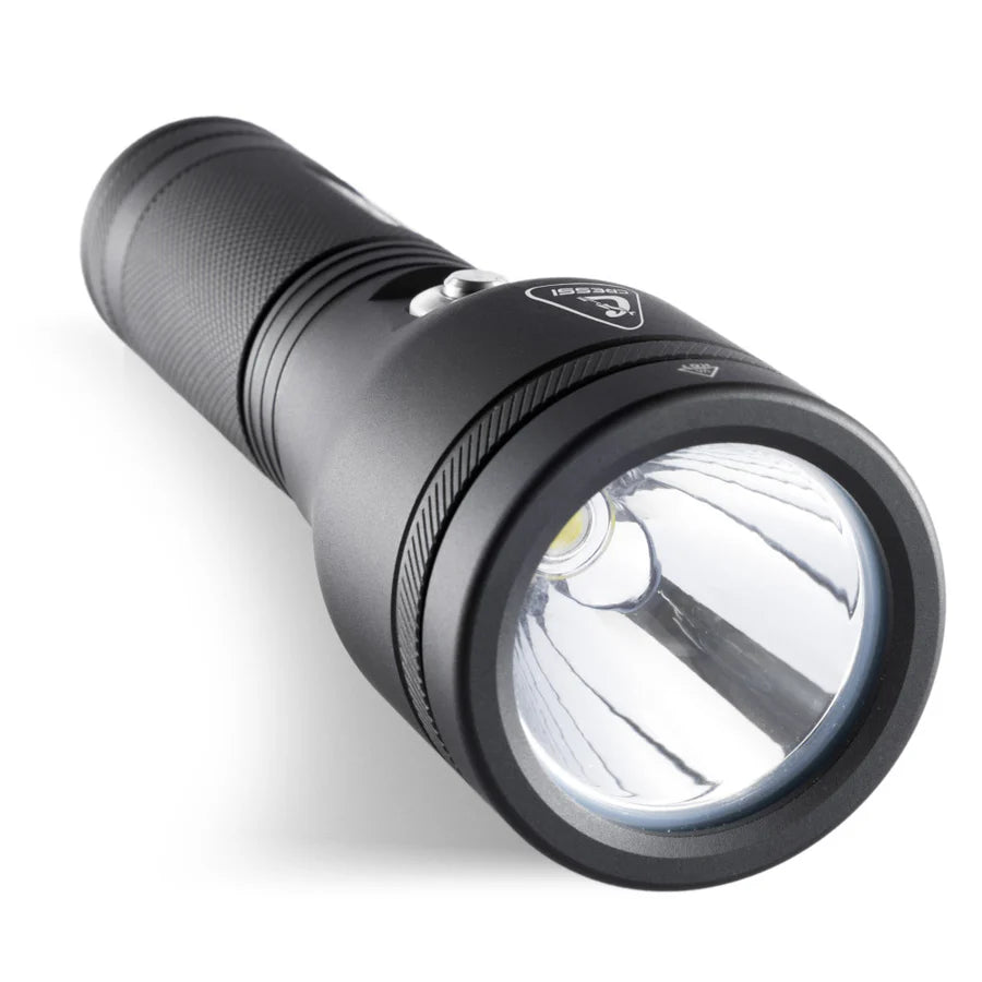 Cressi Astra 2100 Lumens Dive Light | Cressi Diving Gear Canada.