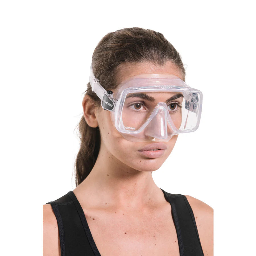 Cressi SF1 Dive Mask | Cressi Diving Gear Canada.