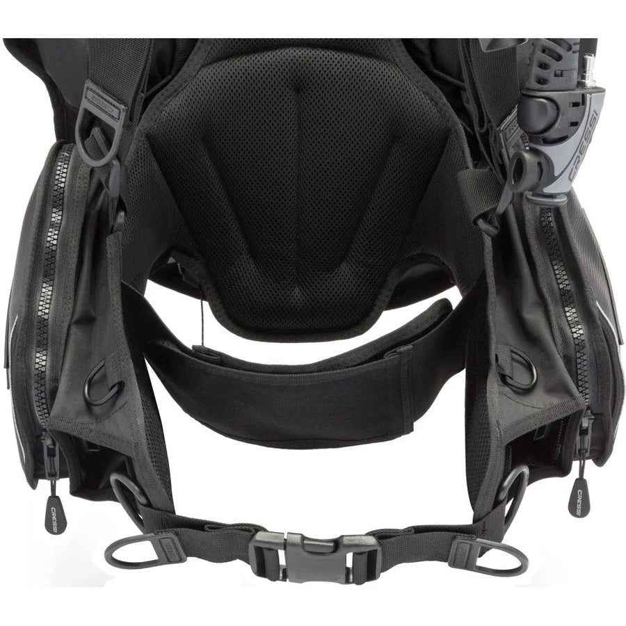 Cressi Commander Evo Back Inflation BCD | Cressi Diving Gear Canada.